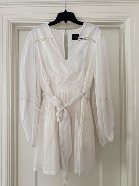 TOCCIN White Long-Sleeve Tie-Waist Mini Dress